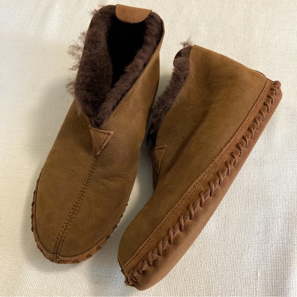 L.L. Bean Shoes Ll Bean Wicked Good Slippers Chocolate Brown Poshmark